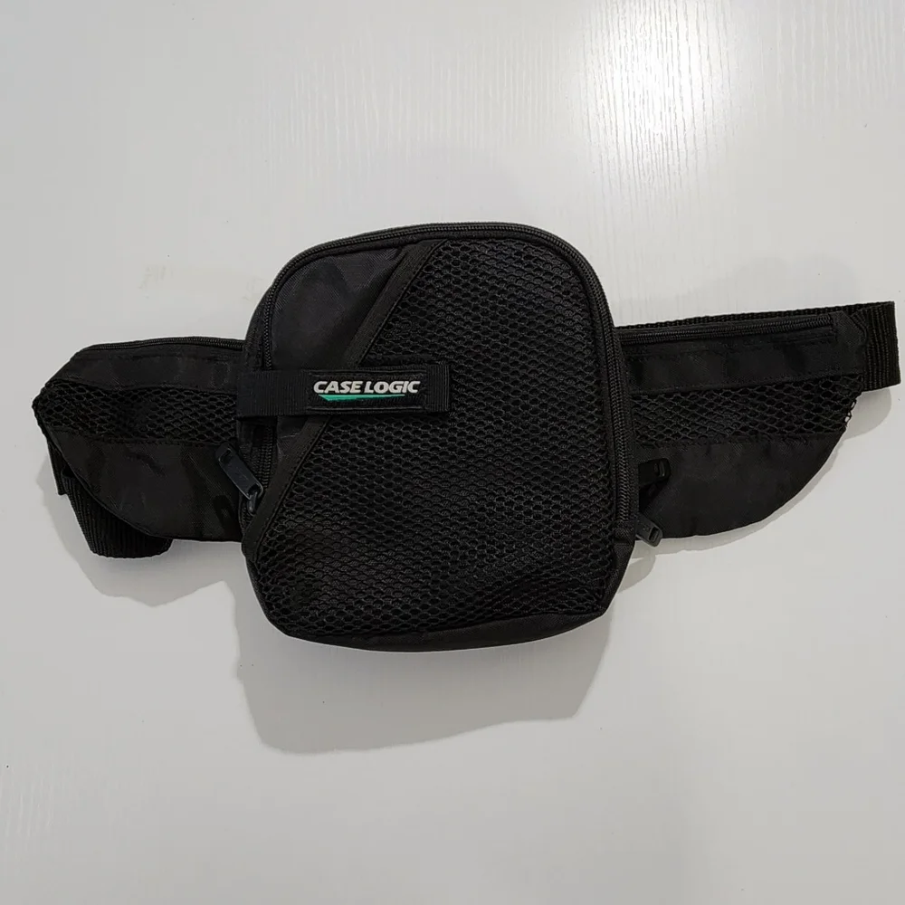 NWOT Case Logic fanny pack - Picture 2 of 11